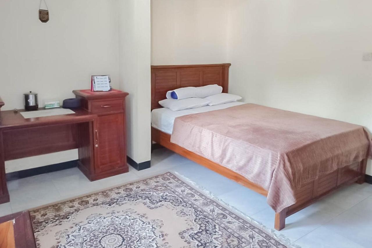 Triyoga Homestay Syariah Redpartner Sangkanurip Kültér fotó